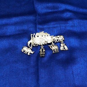 💐2 for $15 Vintage Silver Noah's Ark Pin
